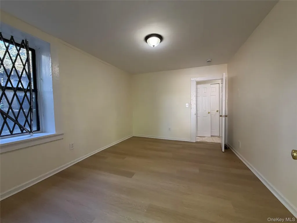 737 Warburton Avenue Yonkers NY 10701