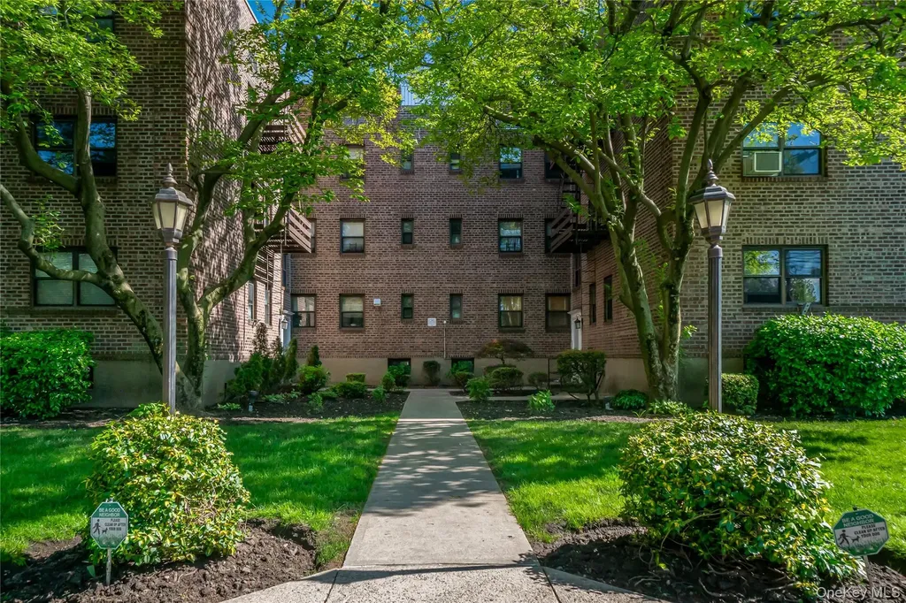 218-12 43rd Avenue Bayside NY 11361