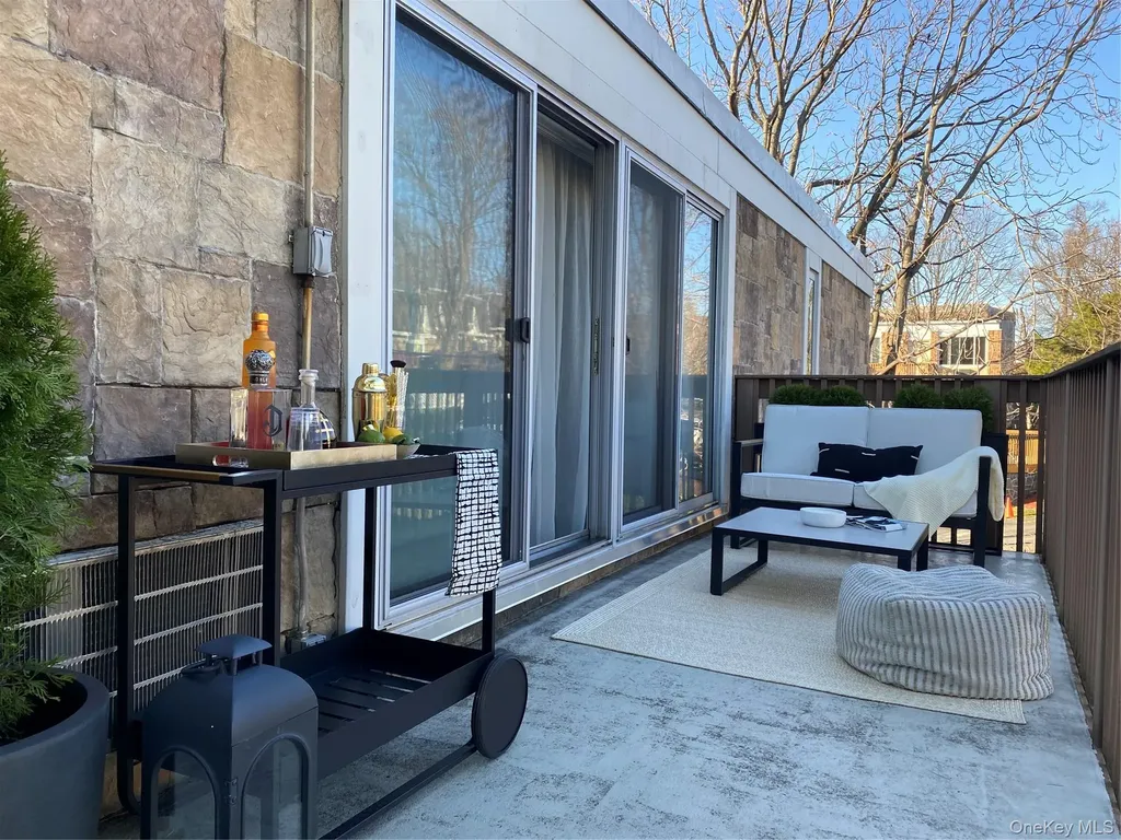 397 N Broadway Yonkers NY 10701