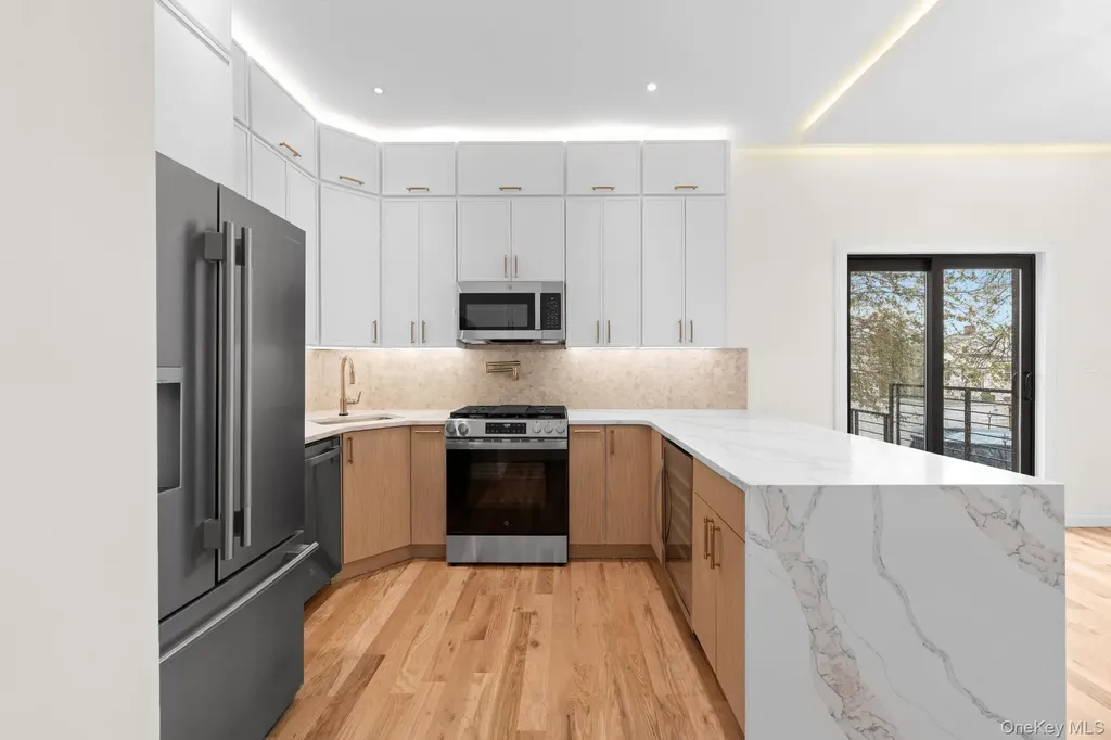 230 Sunnyside Avenue Brooklyn NY 11207