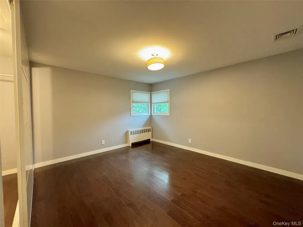 68 Jamaica Avenue Plainview NY 11803