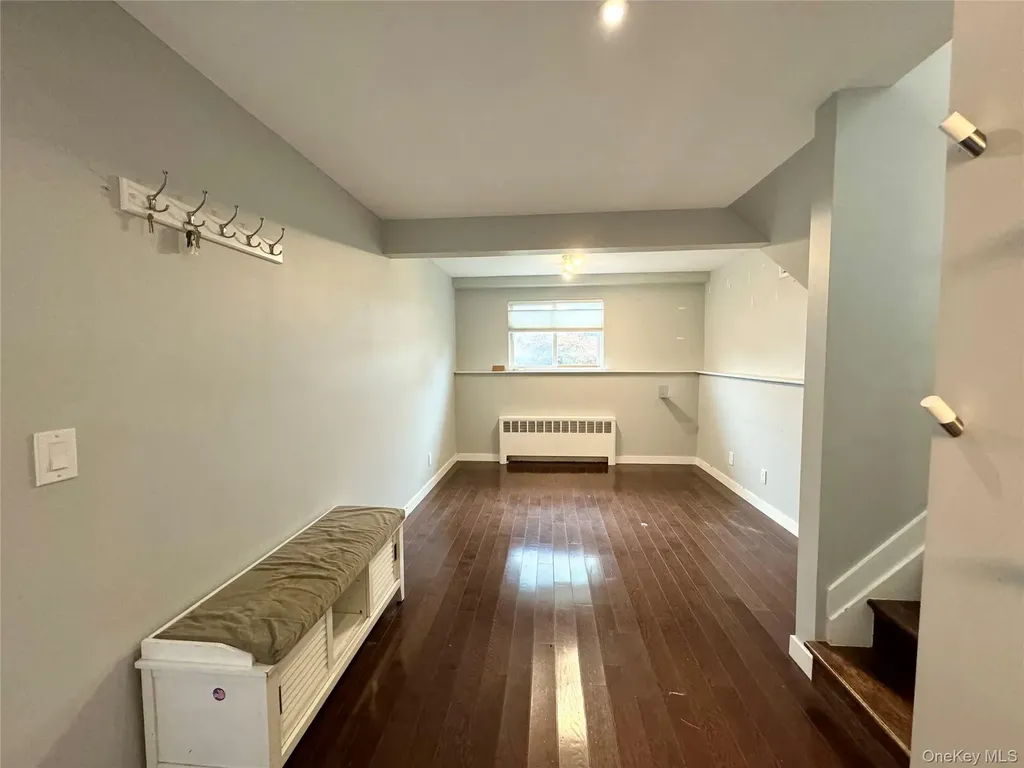 68 Jamaica Avenue Plainview NY 11803