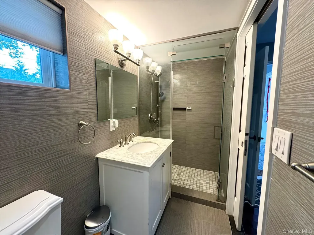 68 Jamaica Avenue Plainview NY 11803
