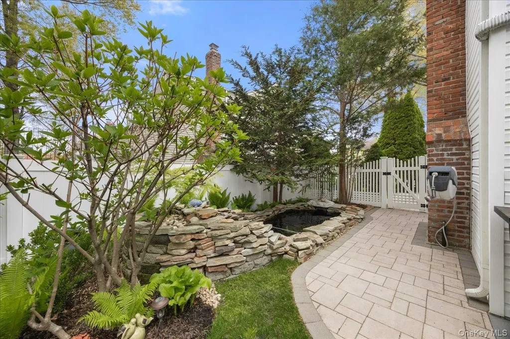 8 Marietta Drive Westbury NY 11590