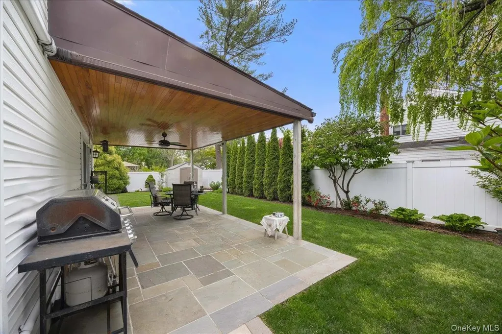 8 Marietta Drive Westbury NY 11590