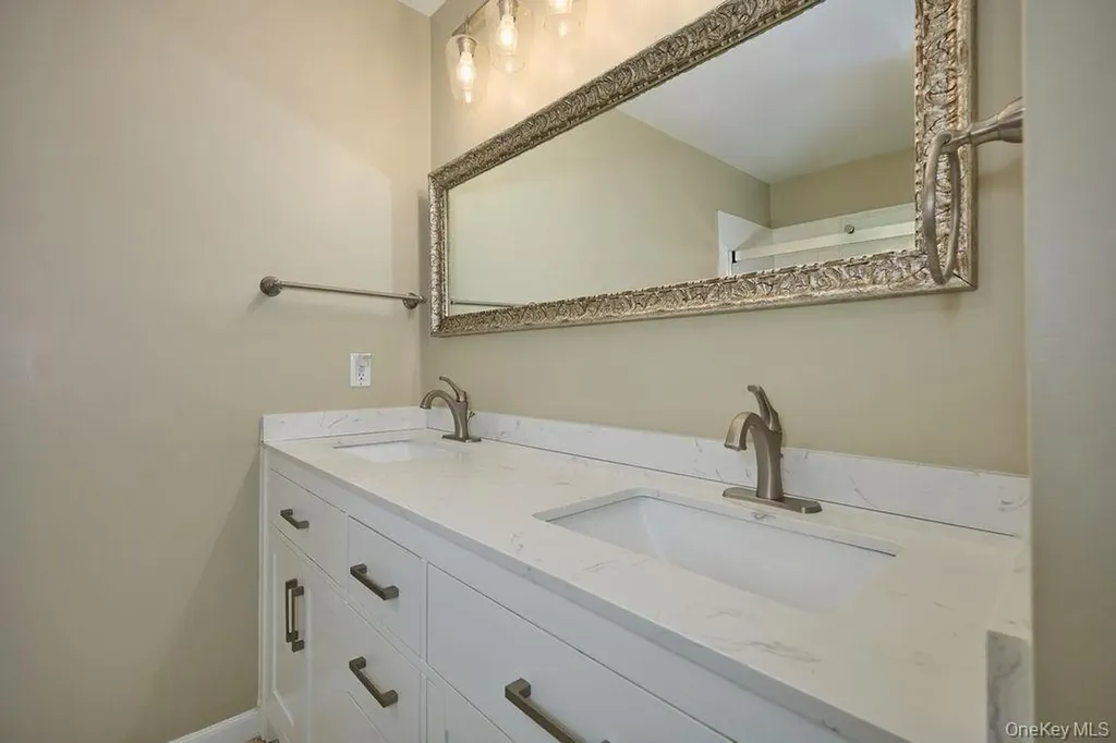 5203 Applewood Circle Carmel NY 10512