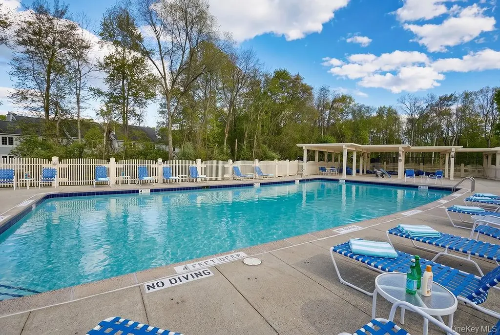 5203 Applewood Circle Carmel NY 10512