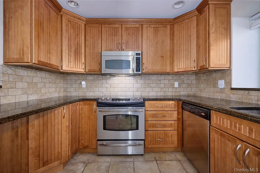 5203 Applewood Circle Carmel NY 10512
