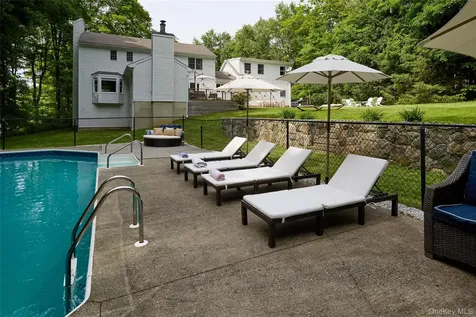 4 Elmer Galloway Road Katonah NY 10536