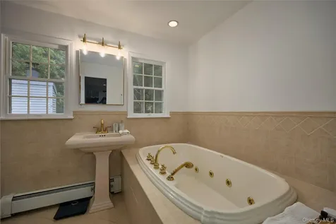 4 Elmer Galloway Road Katonah NY 10536