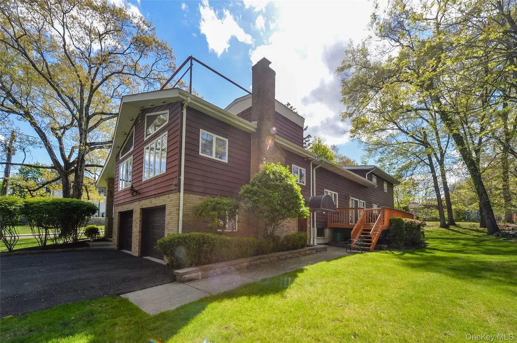 24 Highview Road Monsey NY 10952