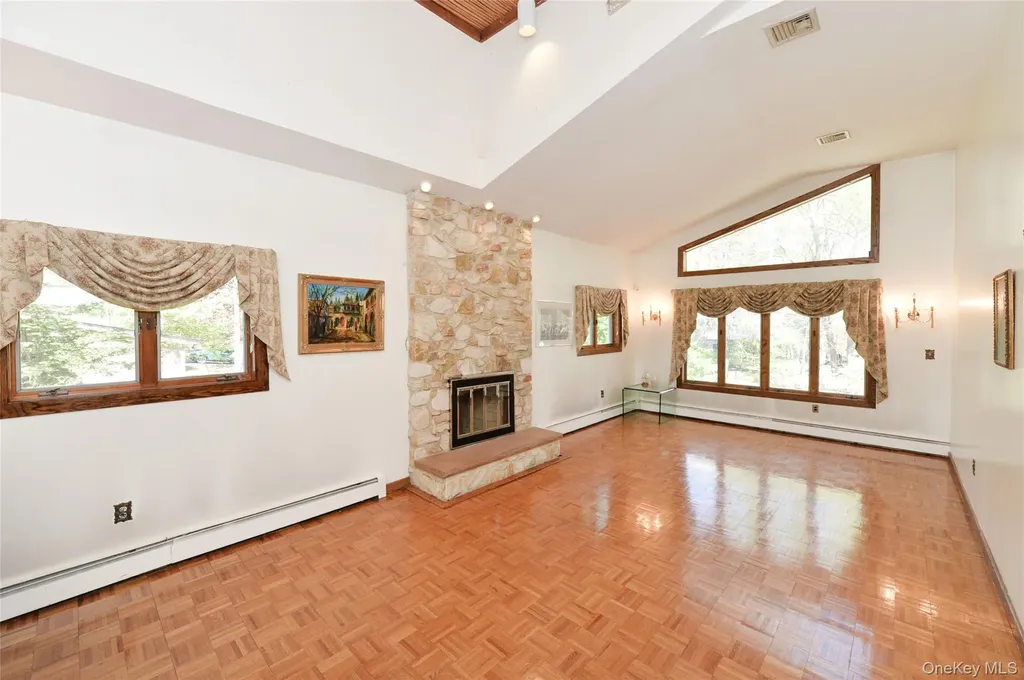 24 Highview Road Monsey NY 10952