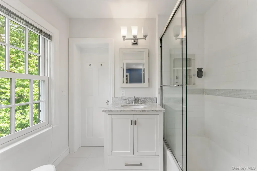 5 Harcourt Road Scarsdale NY 10583
