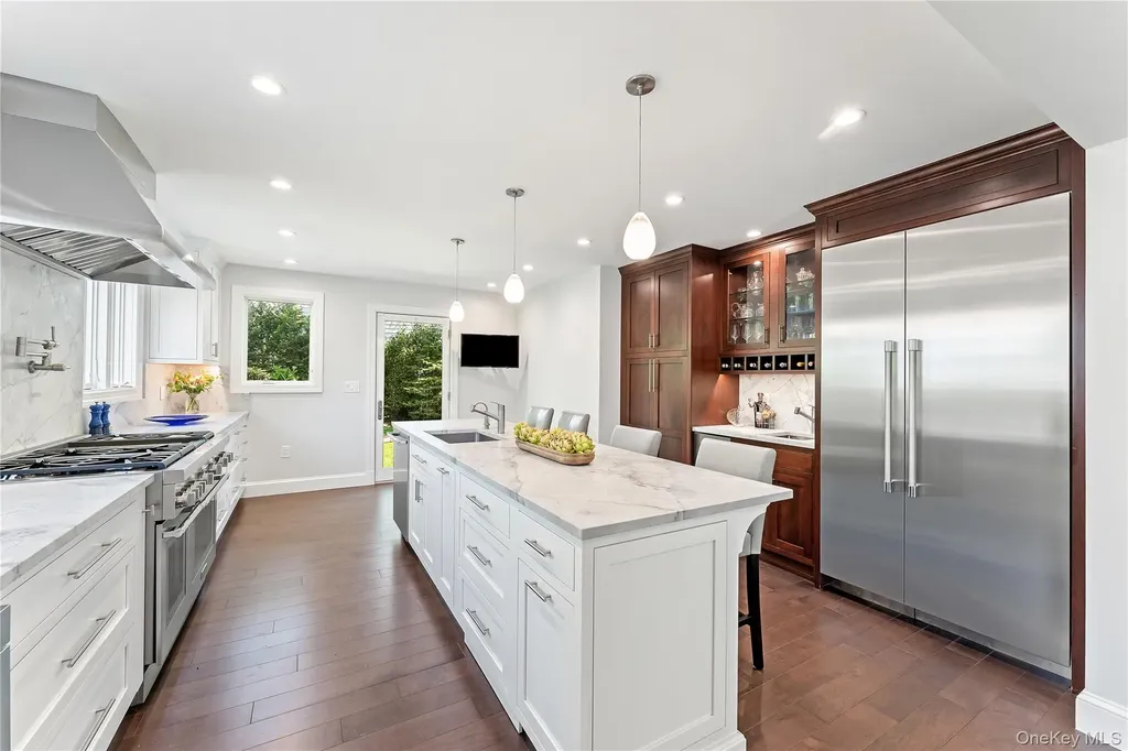 5 Harcourt Road Scarsdale NY 10583