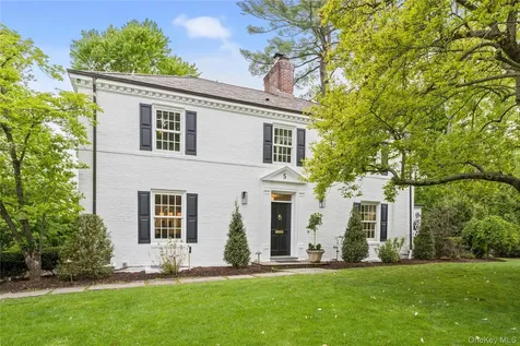 5 Harcourt Road Scarsdale NY 10583