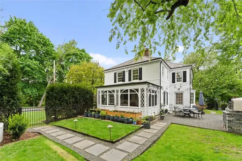 5 Harcourt Road Scarsdale NY 10583