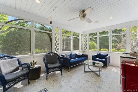 5 Harcourt Road Scarsdale NY 10583