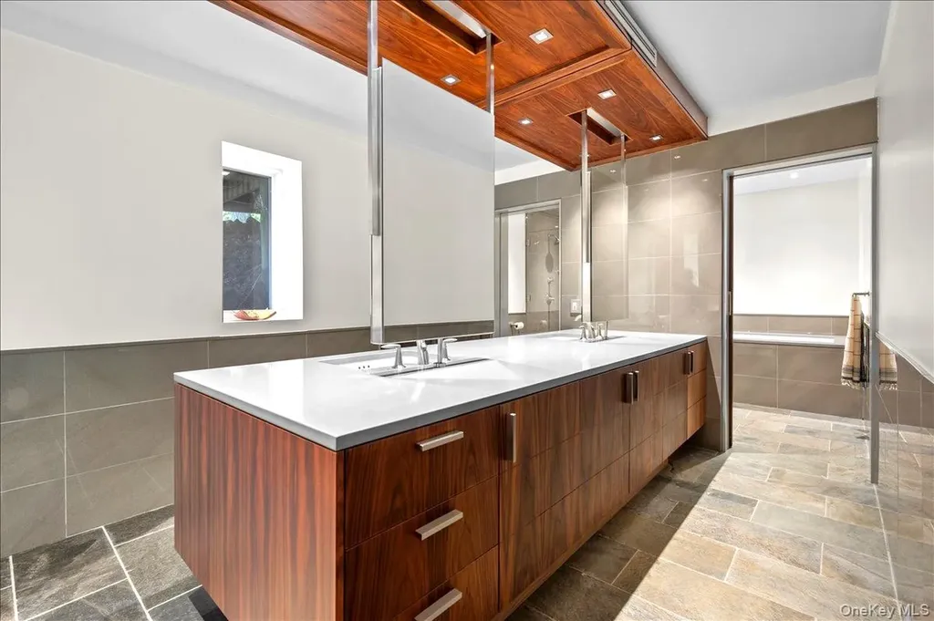 181 River Road Nyack NY 10960