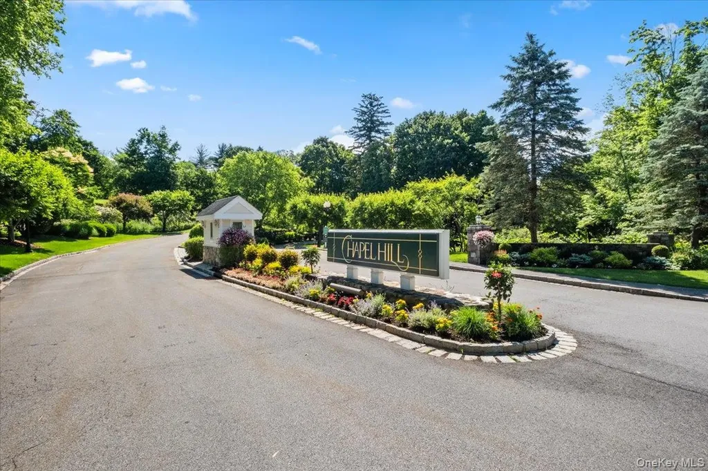 4205 Finch Court Peekskill NY 10566