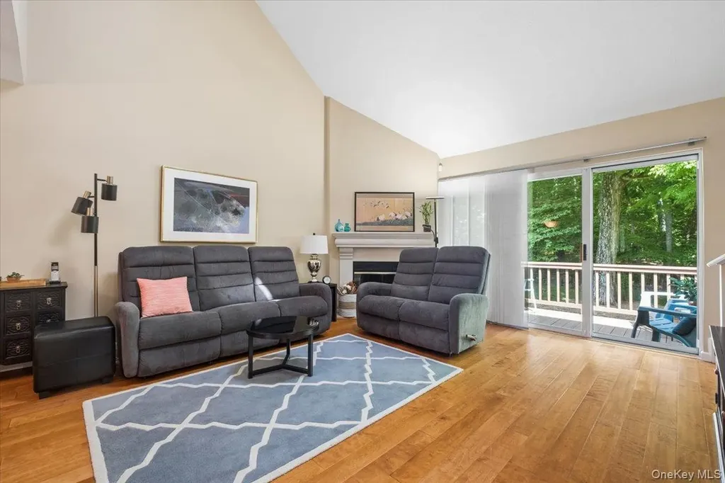 4205 Finch Court Peekskill NY 10566