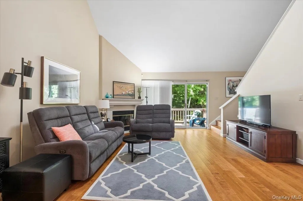 4205 Finch Court Peekskill NY 10566