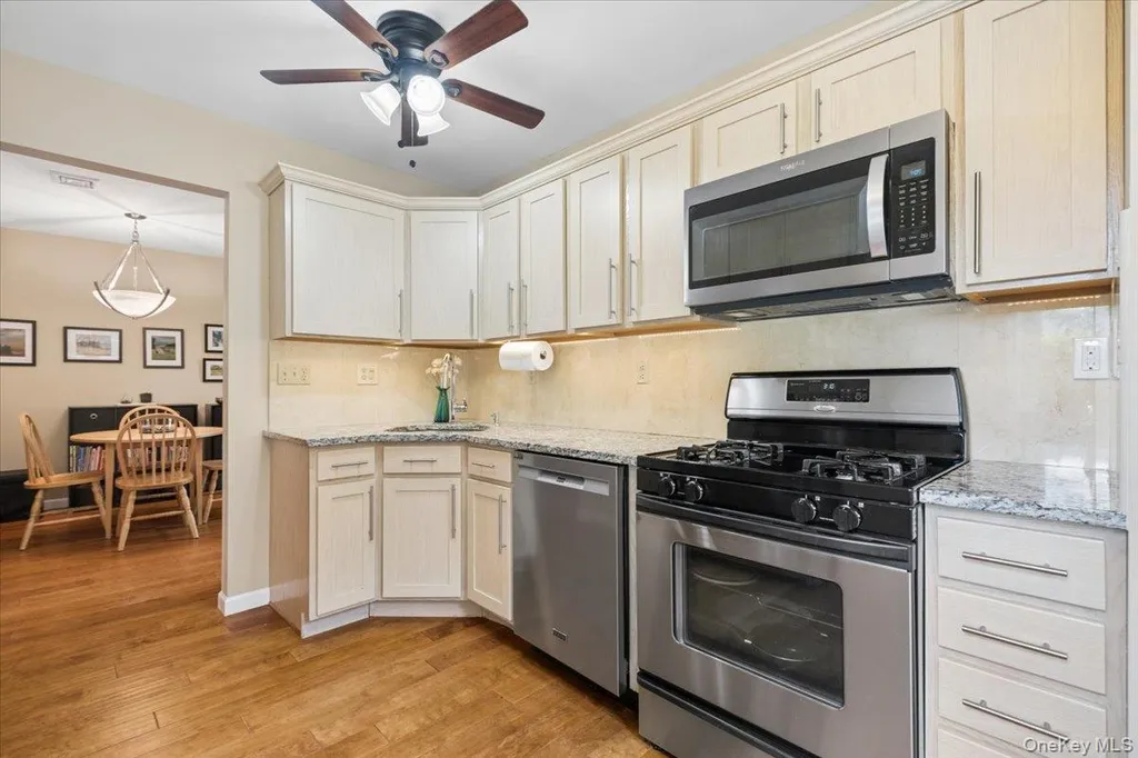 4205 Finch Court Peekskill NY 10566