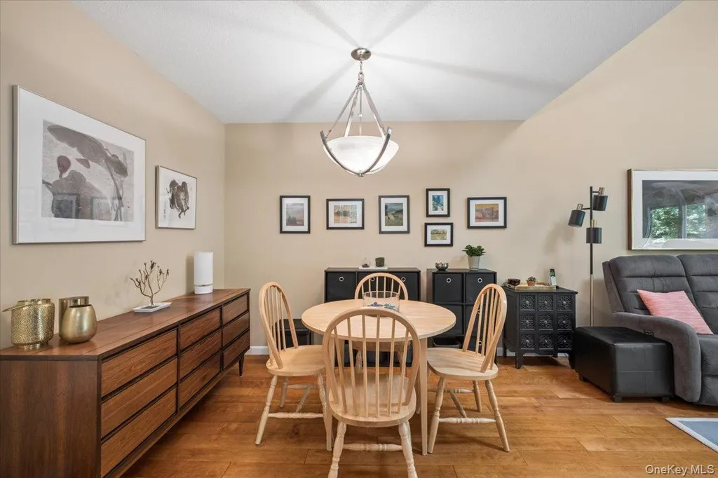 4205 Finch Court Peekskill NY 10566