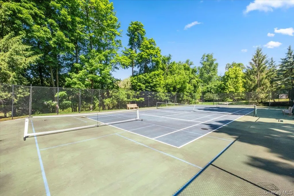 4205 Finch Court Peekskill NY 10566