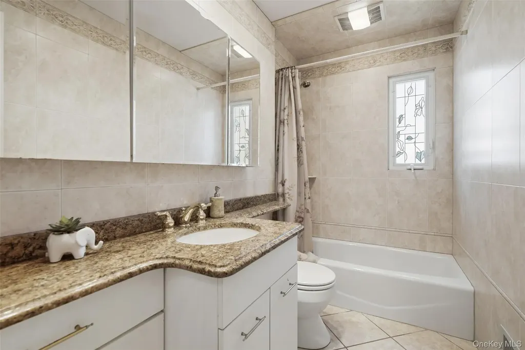 36 Frederick Lane Scarsdale NY 10583