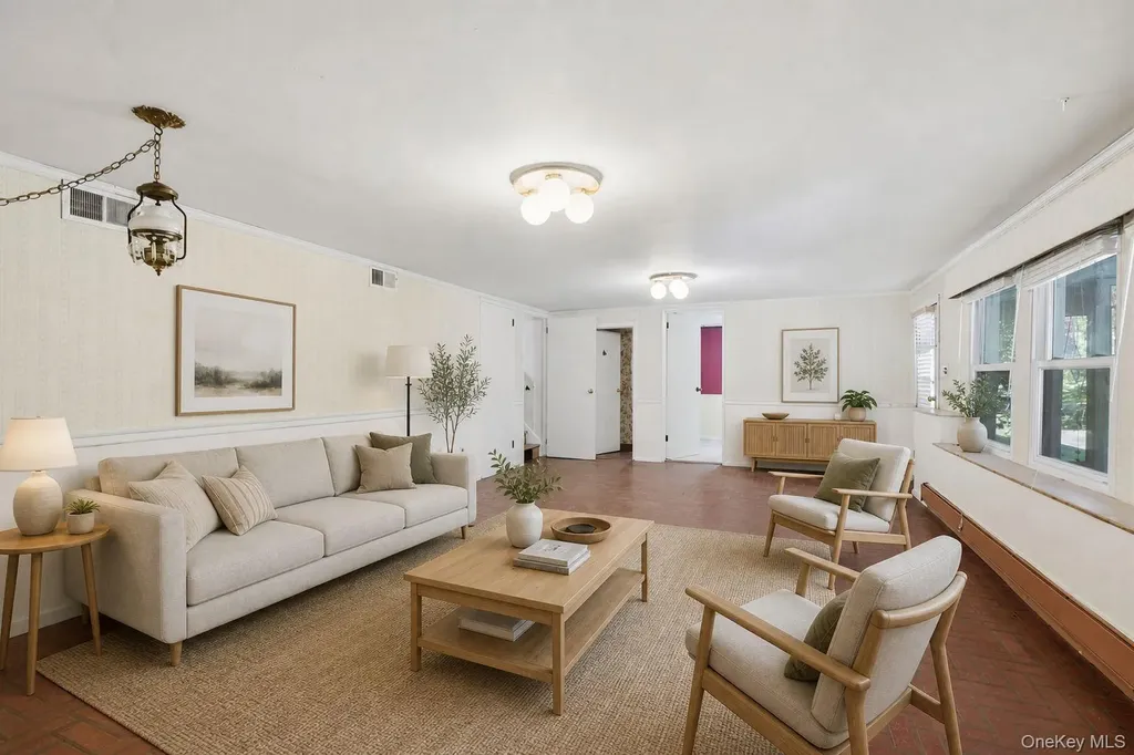 36 Frederick Lane Scarsdale NY 10583