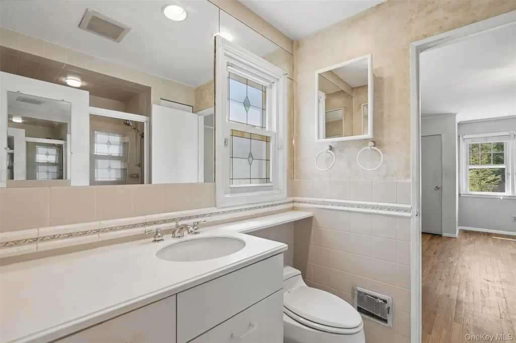 36 Frederick Lane Scarsdale NY 10583