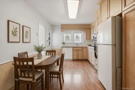 36 Frederick Lane Scarsdale NY 10583