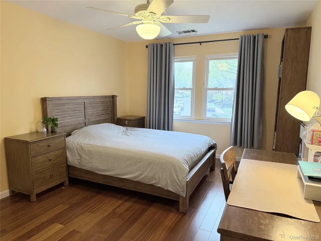 21 Manors Drive Jericho NY 11753