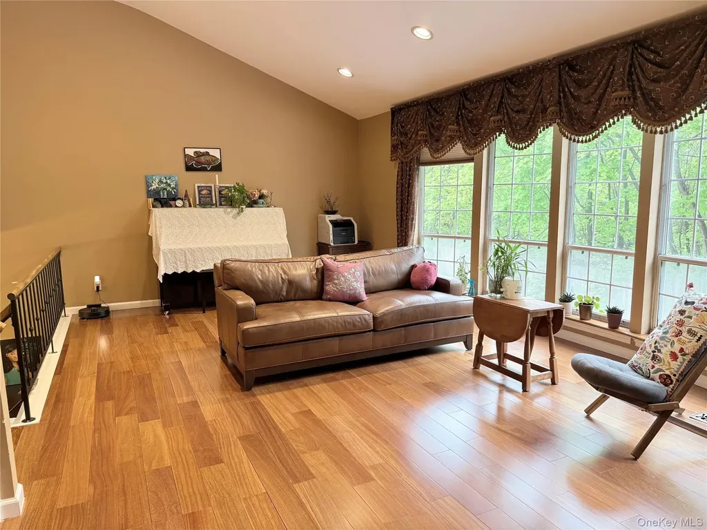 21 Manors Drive Jericho NY 11753