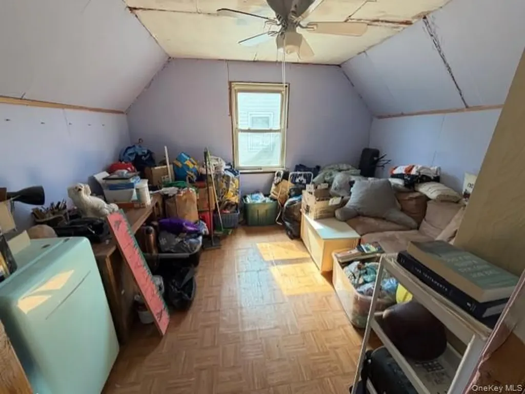 10 Ivy Place Valley Stream NY 11581