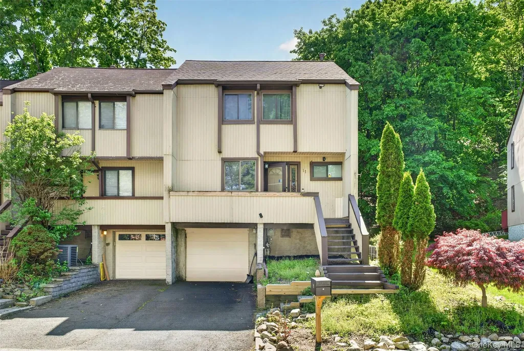 11 Rockledge Drive Suffern NY 10901