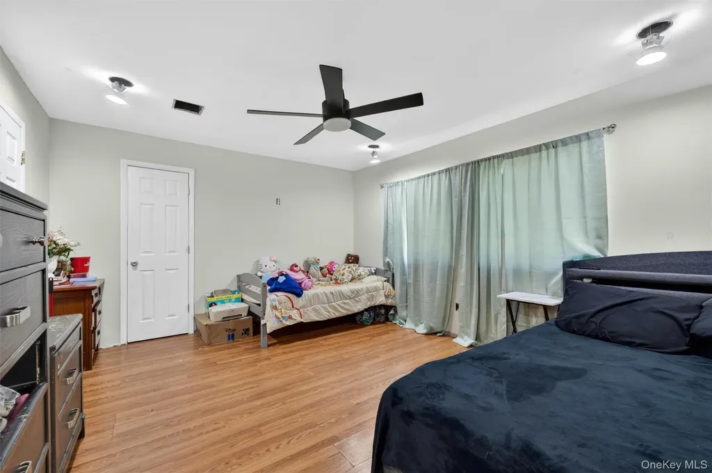 11 Rockledge Drive Suffern NY 10901