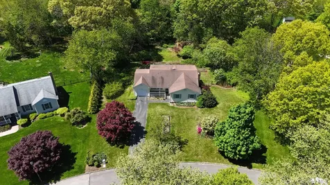 63 Crystal Drive Aquebogue NY 11931