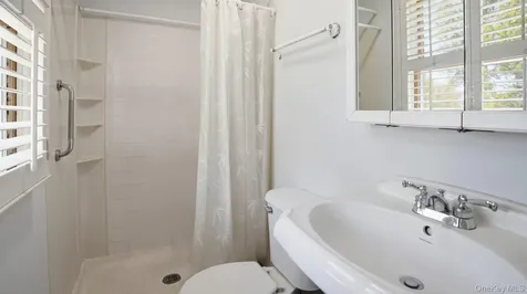 63 Crystal Drive Aquebogue NY 11931