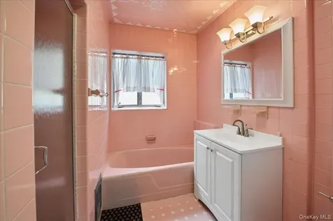4534 Henry Hudson Parkway Bronx NY 10471