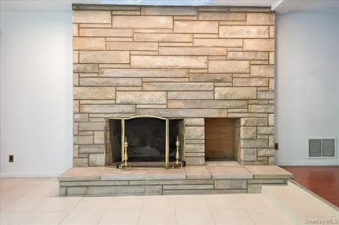 4534 Henry Hudson Parkway Bronx NY 10471