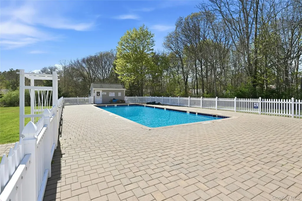 1565 Calebs Way Greenport NY 11944
