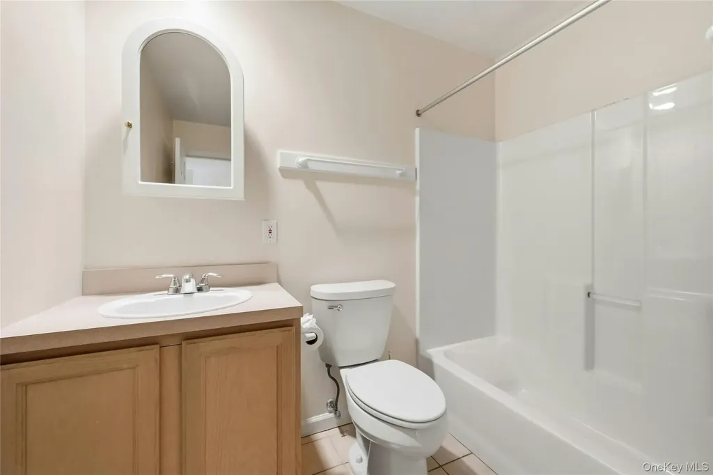 1565 Calebs Way Greenport NY 11944
