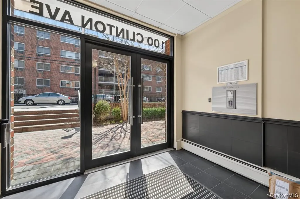 100 Clinton Avenue Mineola NY 11501