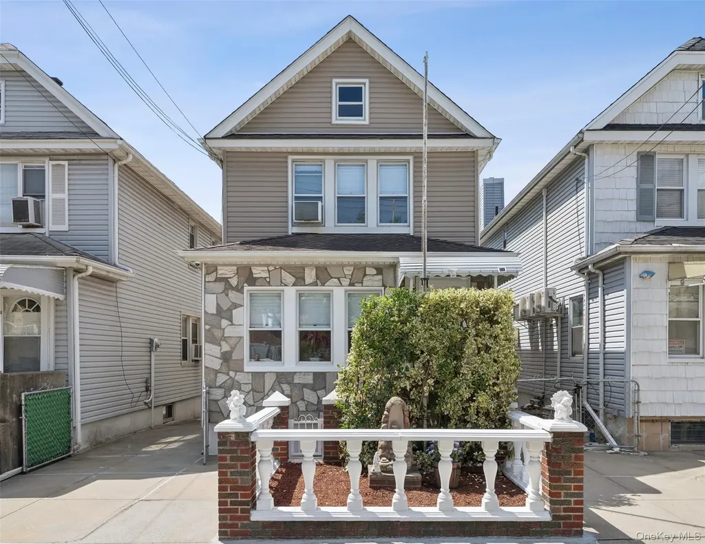 119-32 27th Avenue Flushing NY 11354