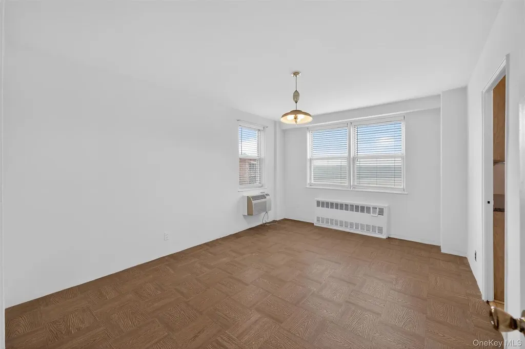 5700 Arlington Avenue Bronx NY 10471