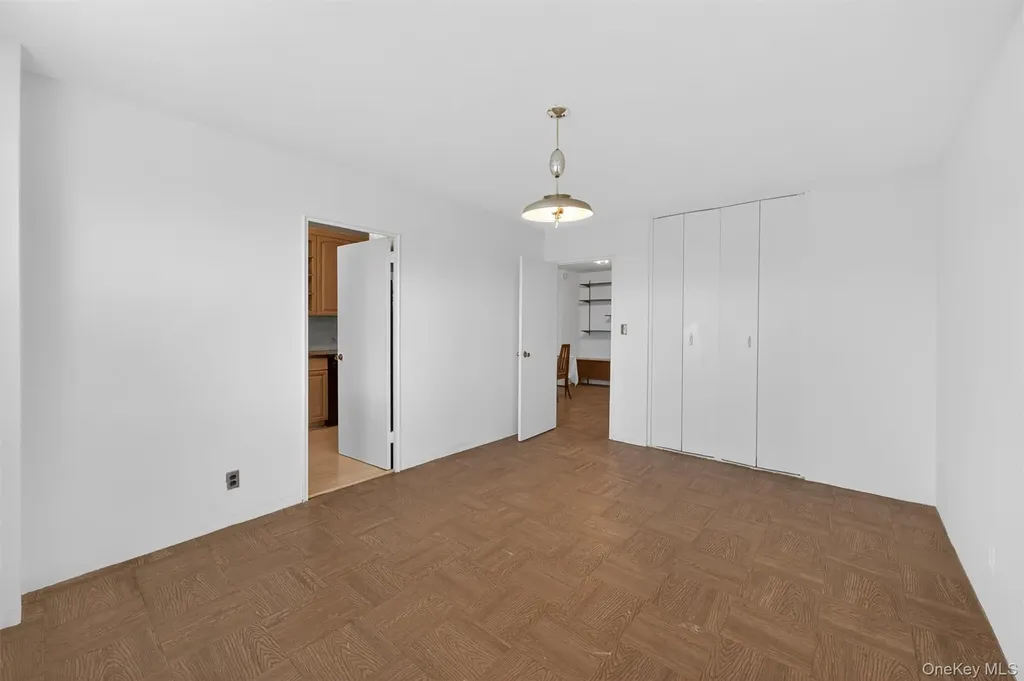 5700 Arlington Avenue Bronx NY 10471