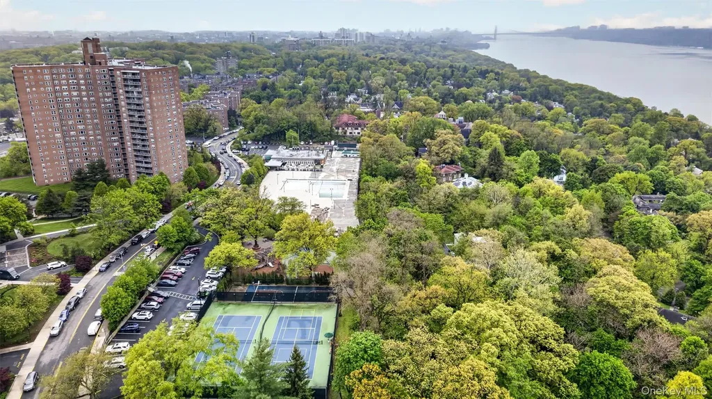 5700 Arlington Avenue Bronx NY 10471