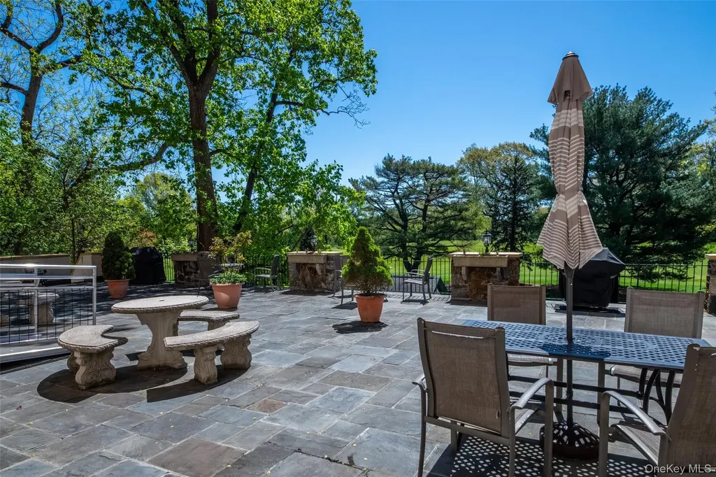 4784 Boston Post Road Pelham NY 10803