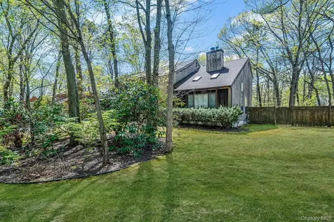 10 Lily Drive South Setauket NY 11720